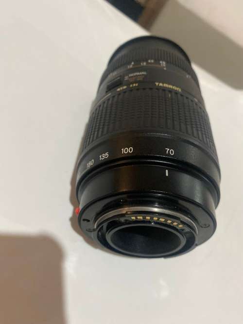 Tamron AF 70-300mm F4-5.6 Di LD Macro Sony Alpha * HOOD * FRONT LENS CAP * GOOD CONDITION